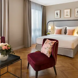 Warwick Reine Astrid - Apart Otel